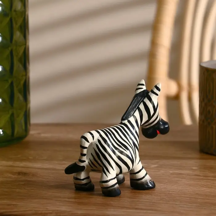 Сувенир дерево  Сувенир дерево "Маленькая зебра" 12х10х5 см