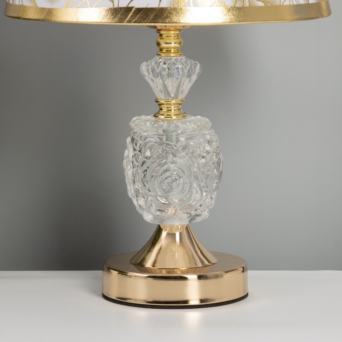 Лампа настольная Лампа настольная "Латынь" 1х40Вт Е27+подсветка LED 5Вт золото 21х21х35,5см