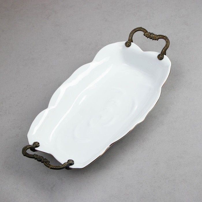 Блюдо «Роза», 2.5 л, прямоугольное, золотая обводка, фарфор, Иран Блюдо «Роза», 2.5 л, прямоугольное, золотая обводка, фарфор, Иран