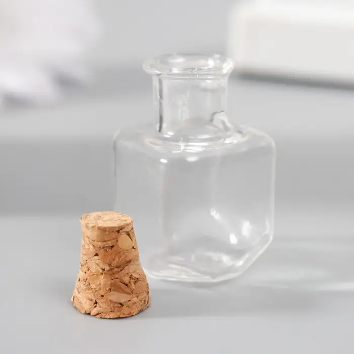 Декор для творчества стекло  Декор для творчества стекло "Баночка с пробкой" 1,5х1,5х2,5 см