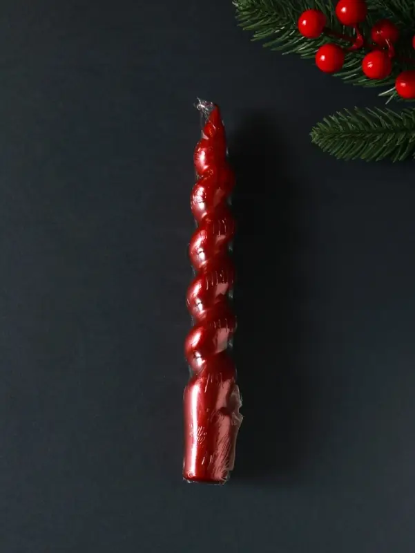 Свеча витая LUXURY, 25×170 мм, лакированная, красная Свеча витая LUXURY, 25×170 мм, лакированная, красная