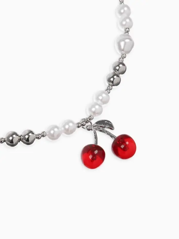 Кулон на жемчужных бусах "Вишня", цвет белый в серебре