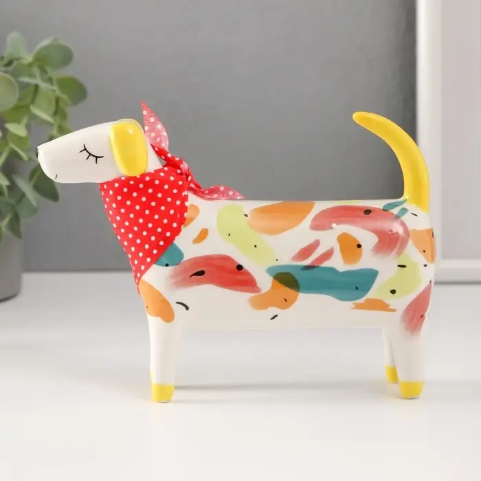 Фигурка керамика &laquo;Пёсик с косынкой&raquo;, разноцветные пятна, 16.7&times;5&times;11.8 см