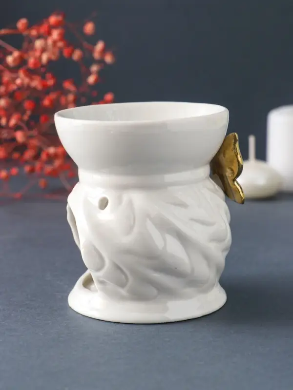 Аромалампа для эфирных масел &laquo;Золотая бабочка&raquo;, керамика, 9&times;7.5&times;7.5 см