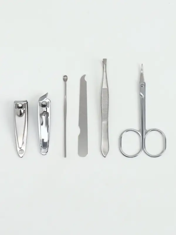 Набор маникюрный, 6 предметов, в футляре, чёрный