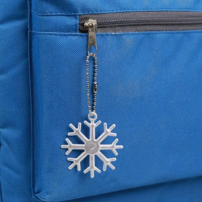 Светоотражающий элемент «Снежинка», 5,5 × 5 см, цвет белый Светоотражающий элемент «Снежинка», 5,5 × 5 см, цвет белый