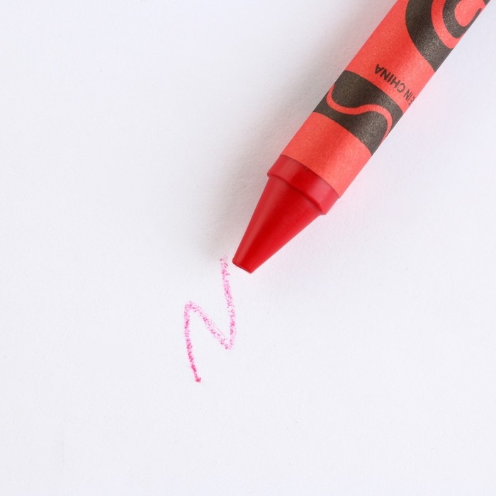 Подарочный набор Блокнот-раскраска, трафарет и восковые мелки «Волшебство внутри» Подарочный набор Блокнот-раскраска, трафарет и восковые мелки «Волшебство внутри»