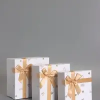 Наборок коробок 3 в 1 прямоугольные 19*19*9.8 17*17*8.0 15*15*6.5 см