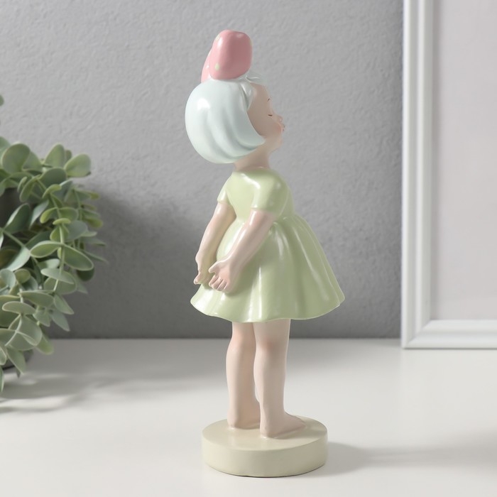 Сувенир полистоун Сувенир полистоун "Малышка с большим бантиком на голове" 6,8х7,8х22 см
