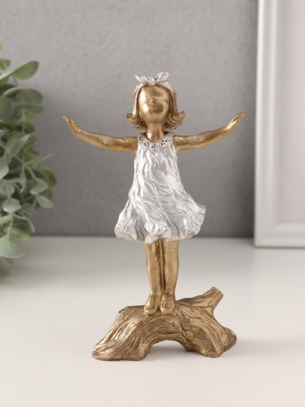 Сувенир полистоун Сувенир полистоун "Малышка - счастливое детство" бронза с серебром 9,5х4,5х16 см