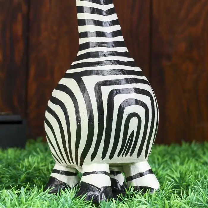 Сувенир дерево  Сувенир дерево "Зебра Мироша" 40х12х9 см