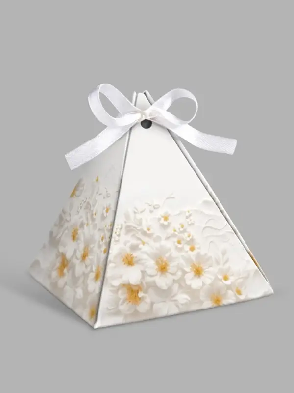 Бонбоньерка &laquo;Белые цветы&raquo;, 7.2 &times; 7.2 см