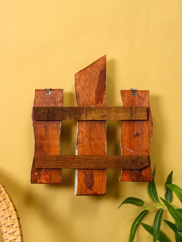 Вешалка «Совята», 23×6×33 см, дерево Албезия Вешалка «Совята», 23×6×33 см, дерево Албезия