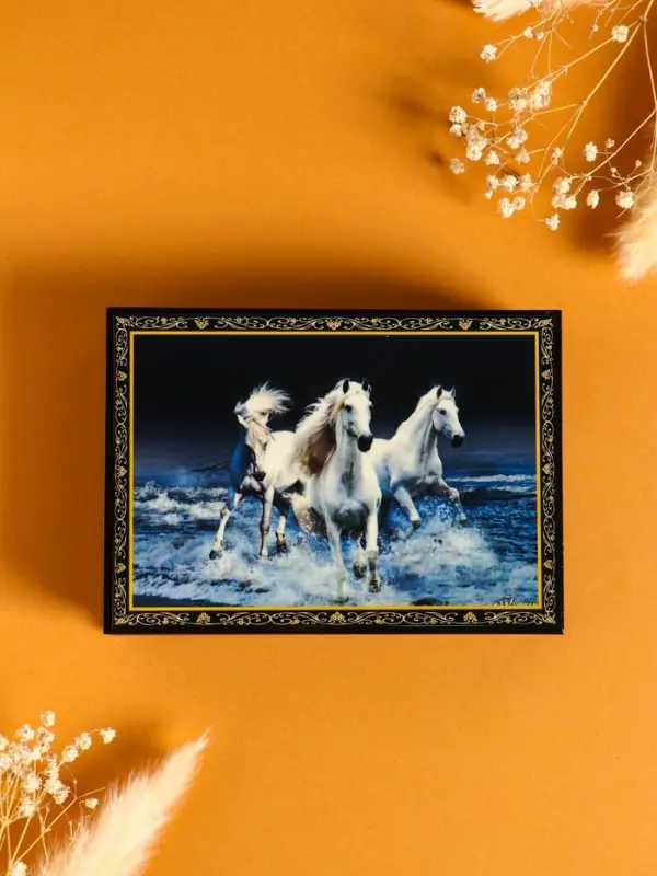 Шкатулка «Три коня», 10×14 см, лаковая миниатюра