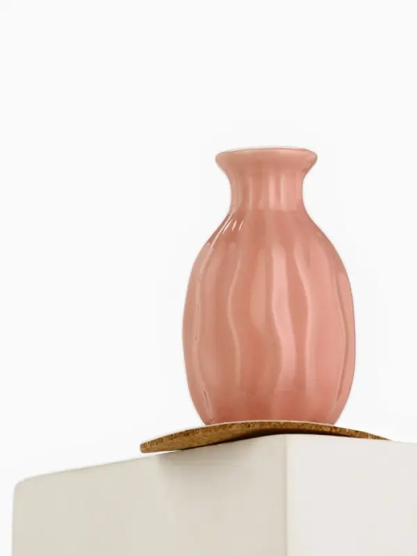 Ваза для цветов декоративная Live in the moment, с подставкой, 8&times;7&times;6 см