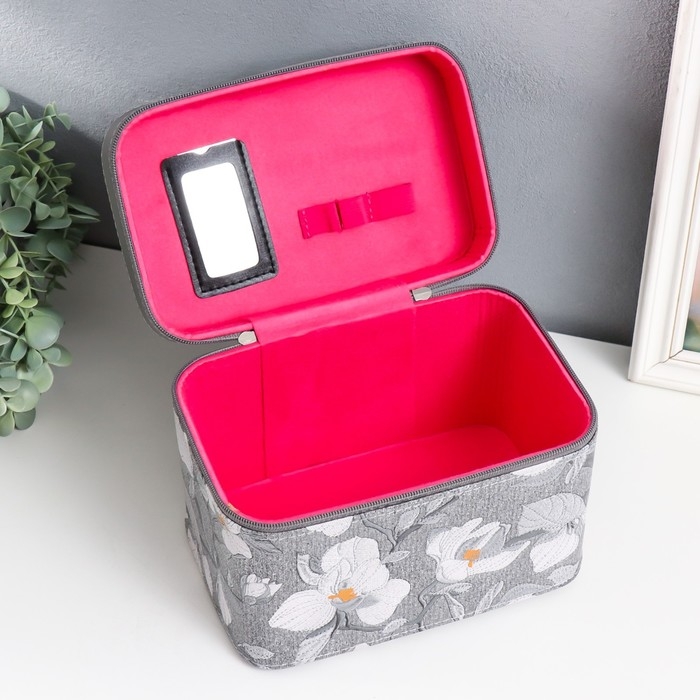 Шкатулка кожзам с зеркалом  Шкатулка кожзам с зеркалом "Цветы. Серый" набор 3 шт 18х10х12,5 21х13х15,5 23х15х18,5 см