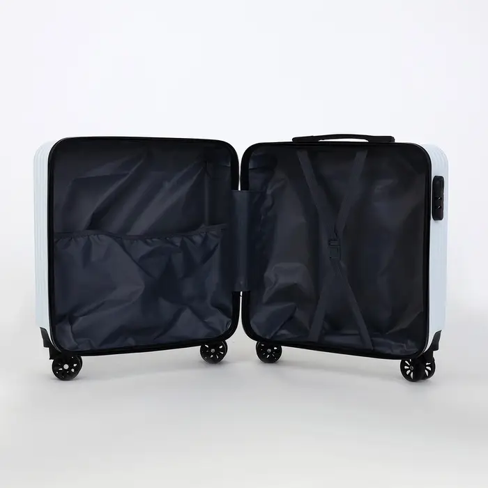 Чемодан детский на колёсах 39 л (S), на молнии, с кодовым замком, 4 колеса, белый