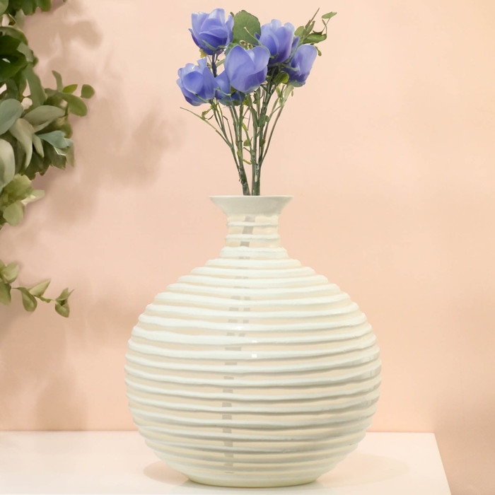 Ваза для цветов «Аркадия» из стекла, белая 23 х 21 х 21 см Ваза для цветов «Аркадия» из стекла, белая 23 х 21 х 21 см