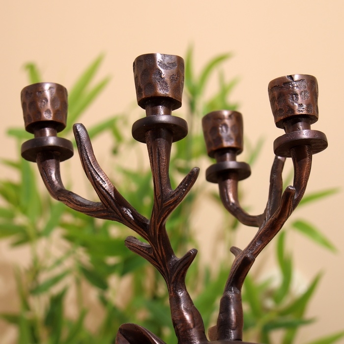 Подсвечник на 4 свечи Подсвечник на 4 свечи "Олень" алюминий 16х12х32 см