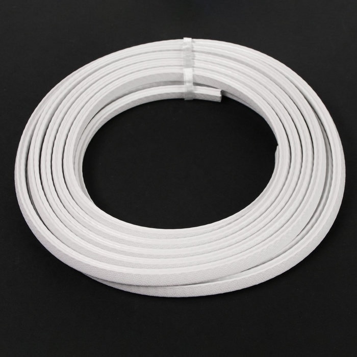 Защитная накладка на контур двери, металлический сердечник, 5 м, белый Защитная накладка на контур двери, металлический сердечник, 5 м, белый