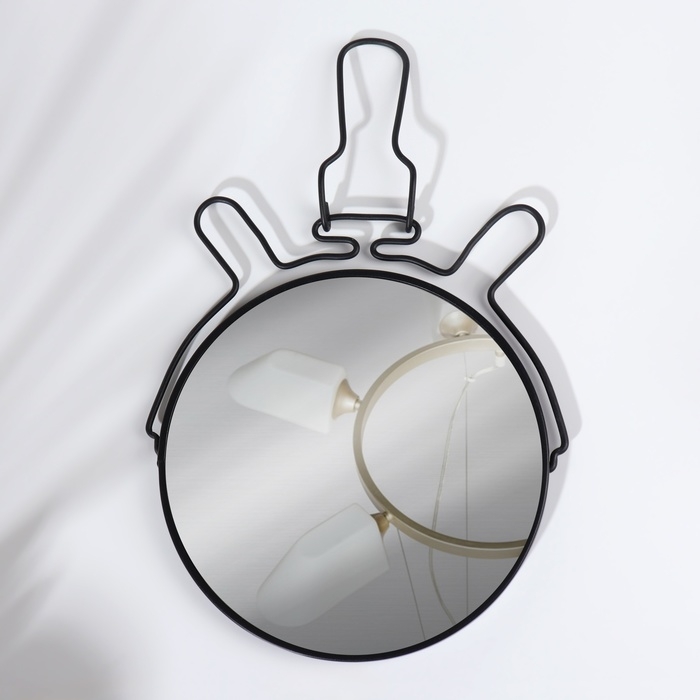 Зеркало настольное - подвесное, двустороннее, с увеличением, d зеркальной поверхности 16,2 см, цвет чёрный Зеркало настольное - подвесное, двустороннее, с увеличением, d зеркальной поверхности 16,2 см, цвет чёрный