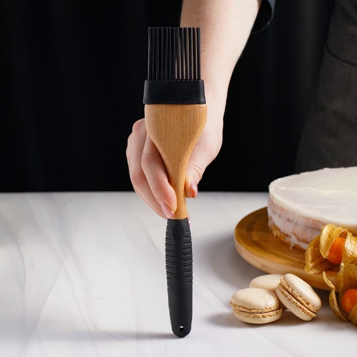 Кисть Доляна «Макота», силикон, 23,5 см, цвет чёрный Кисть Доляна «Макота», силикон, 23,5 см, цвет чёрный