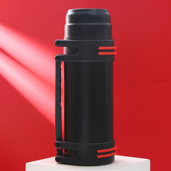 Термос туристический Mode forrest, 2л, сохраняет тепло 12-24 ч Термос туристический Mode forrest, 2л, сохраняет тепло 12-24 ч