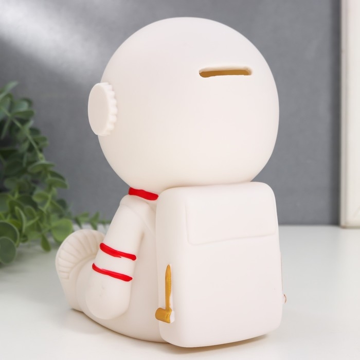 Копилка пластик Копилка пластик "Космонавт сидячий" МИКС 12,5х12,5х17,5 см