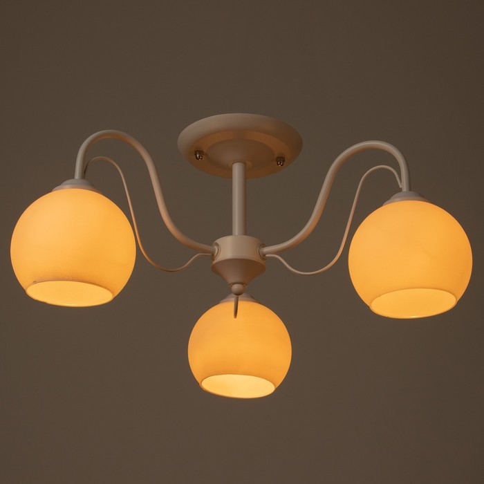 Люстра Люстра "Лиана" 3хЕ27 40Вт белый 55х55х36 см BayerLux