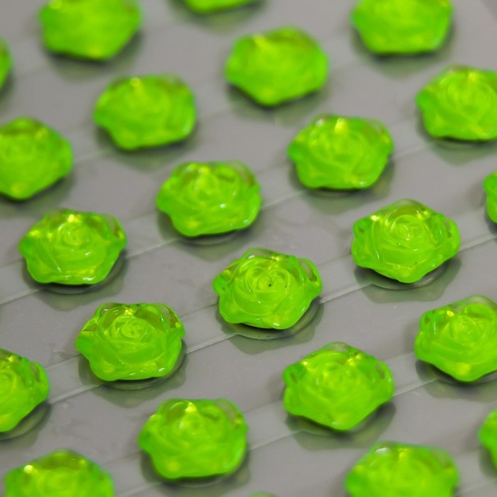 Наклейка стразы пластик Наклейка стразы пластик "Цветочки" МИКС 30х10 см