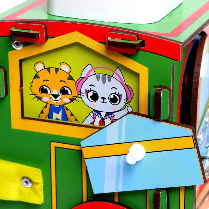 Бизиборд «Паровозик» Бизиборд «Паровозик»