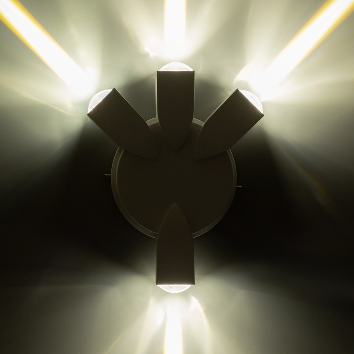 Светильник Светильник "Деко" 4хLED 4Вт 4000К IP66 белый 16х4,3х13 см