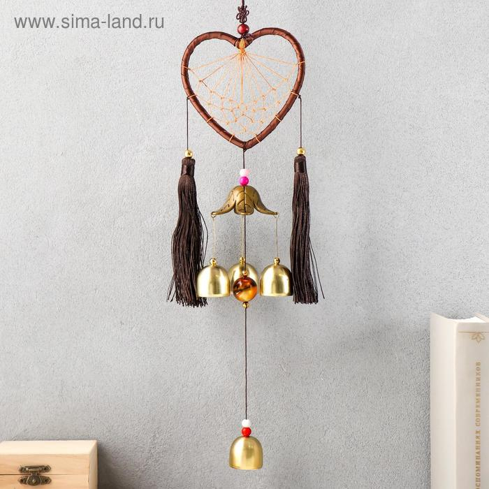 Музыка ветра с ловцом снов Музыка ветра с ловцом снов "Сердце с кисточками" 4 колокольчика d=10,5 длина 40 см