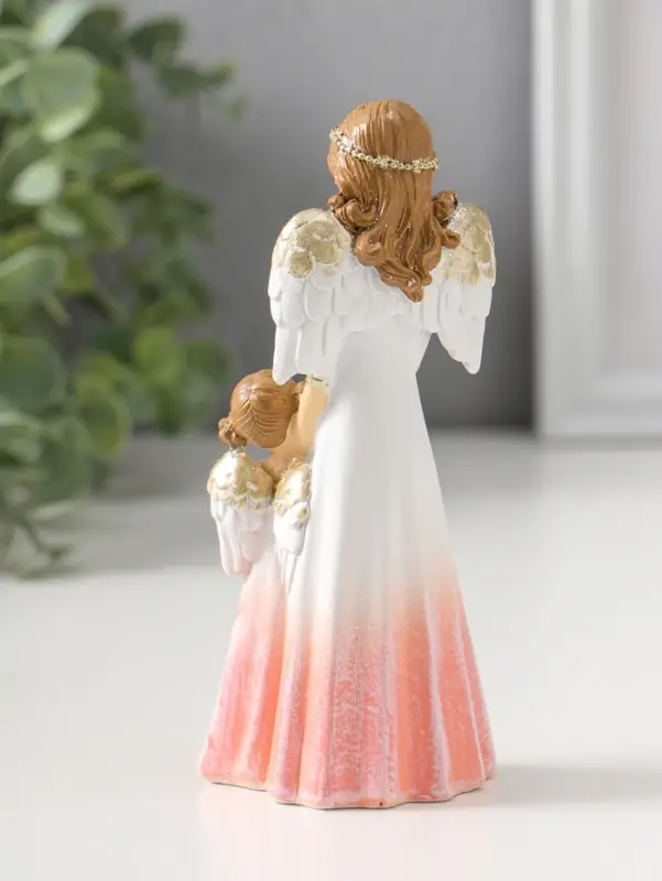 Сувенир полистоун "Девушка-ангел в светло-розовом платье и малышка с сердцем" 14,5 см