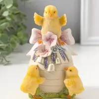 Сувенир полистоун "Цыплята с яичком с розовыми цветами и колокольчиками" 15 см