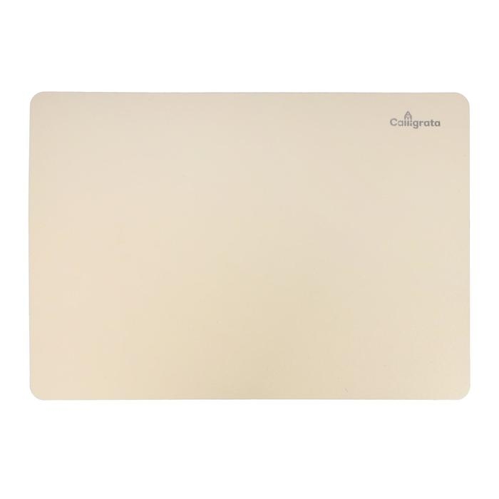 Доска для лепки пластиковая А4 Calligrata  Доска для лепки пластиковая А4 Calligrata "Яркое творчество", перламутровый кремовый