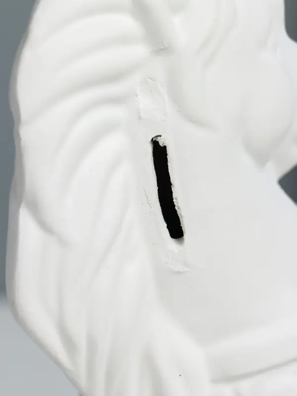 Копилка "Лошадка с попоном" высота 25 см,  гипс, натуральный