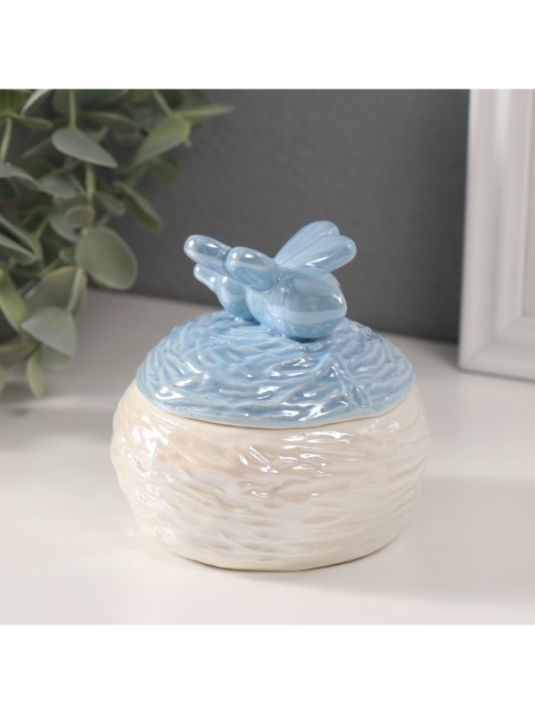 Шкатулка керамика Шкатулка керамика "Пчёлка на улье" голубой перламутр 8,5х8,5х8 см