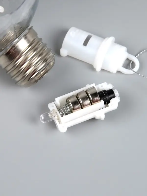Ёлочный шар &laquo;Оленёнок&raquo;, d=8 см, 1 LED, от батареек, свечение тёплое белое