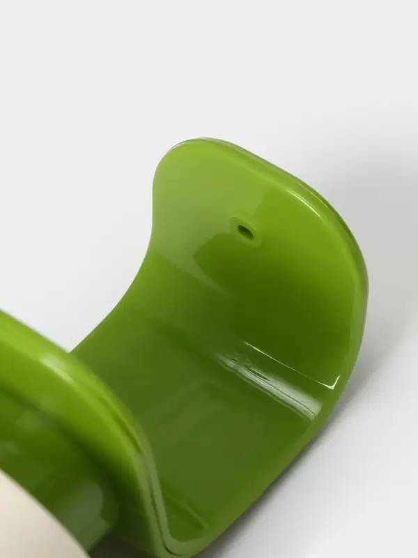 Дозатор для мыла Доляна, 350 мл, 19&times;8&times;8 см, белый/зелёный