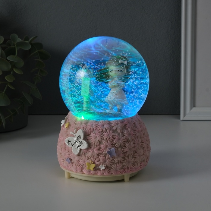 Сувенир полистоун водяной шар свет, музыка Сувенир полистоун водяной шар свет, музыка "Цветочная полянка и малыш" МИКС 10х10х14,5 см
