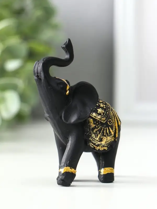 Фигурка полистоун &laquo;Чёрный слон в золотой богатой попоне&raquo;, 6.5&times;3.5&times;7.7 см