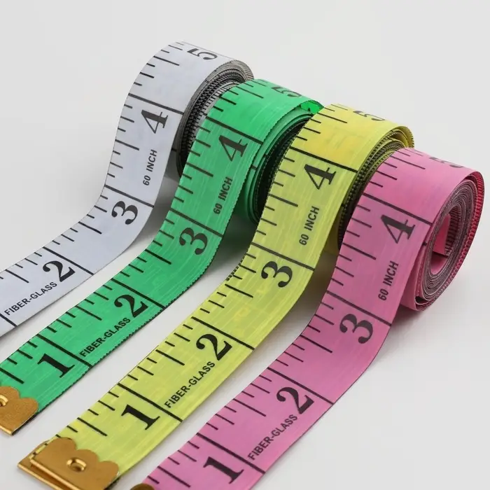Сантиметровая лента портновская, в футляре, 1.7×150 см (см/дюймы), МИКС Сантиметровая лента портновская, в футляре, 1.7×150 см (см/дюймы), МИКС