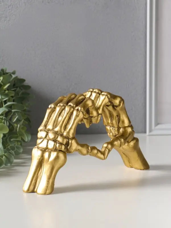 Сувенир полистоун "Руки скелета в форме сердца" золото 24х6,5х13 см