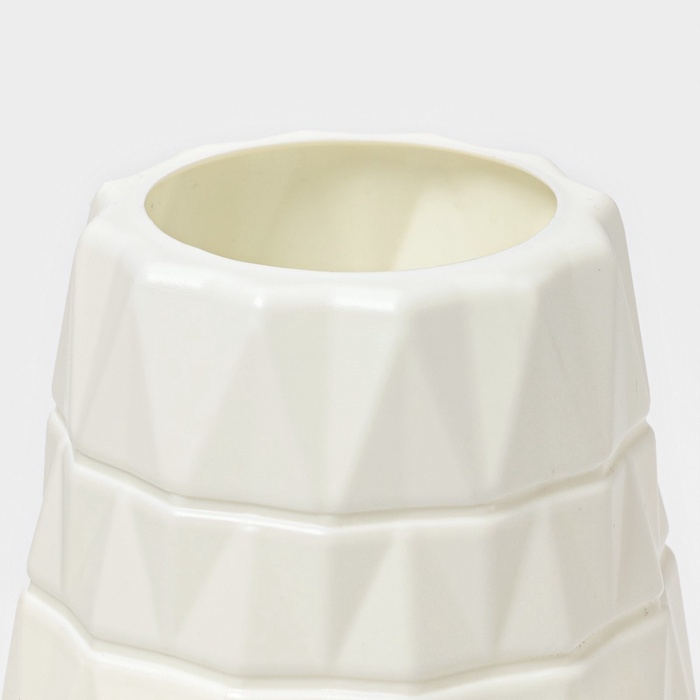 Ваза для цветов, пластик, 2,5 л, 9,5×6×30 см, белая Ваза для цветов, пластик, 2,5 л, 9,5×6×30 см, белая