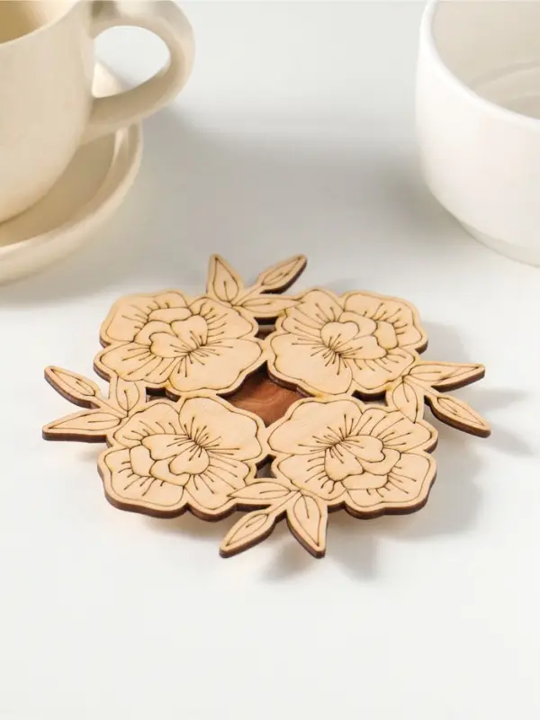 Подставка под горячее &laquo;Цветы&raquo;, вид 2, 11см, можжевельник, фанера