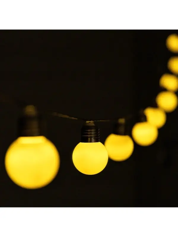 Гирлянда &laquo;Нить&raquo;, 2.7 м, с насадками &laquo;Белые шары&raquo;, уличная, IP44, 10 LED, 8 режимов, солнечная батарея, тёмная нить, свечение тёплое белое