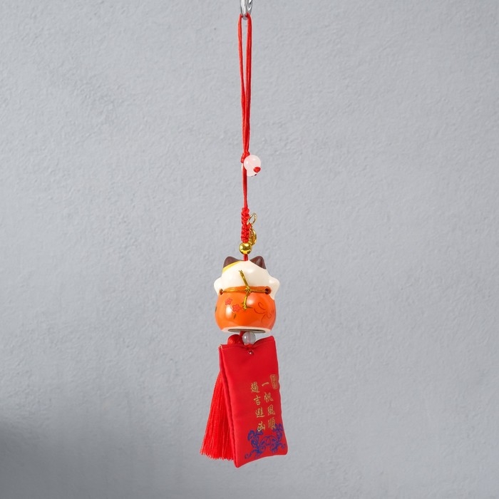 Подвеска керамика "Манэки-нэко с мешком удачи" оранжевый 3,8х4х21 см