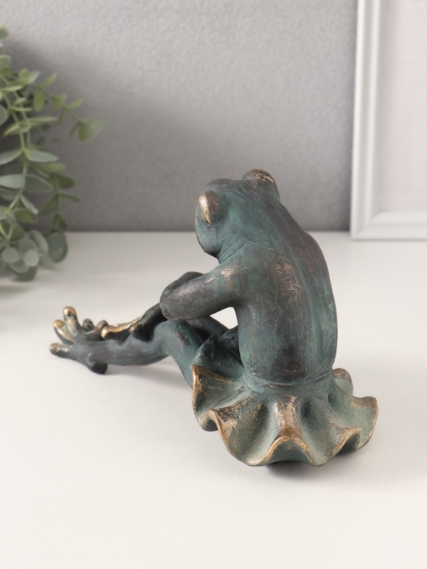 Сувенир полистоун Сувенир полистоун "Лягушка балерина" с золотой патиной 23х9,7х13,6 см