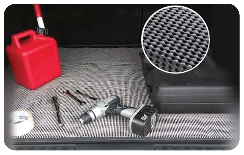 Противоскользящий коврик AP-107 (100x70 см) (в багажник)